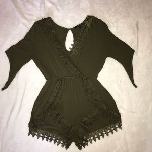 Lace trim romper